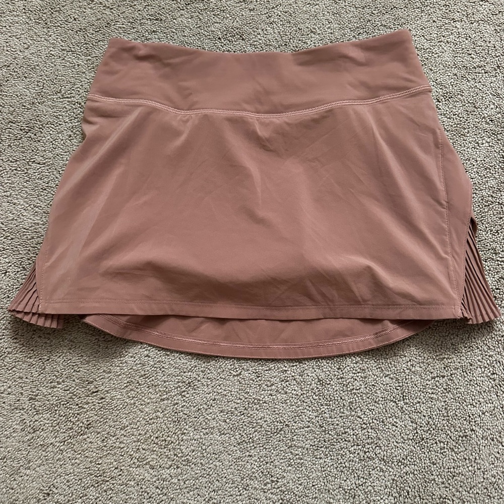 PINK LULULEMON EXERCISE SKIRT!!